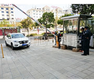 超詳細講解|「停車場車牌識別系統(tǒng)」設(shè)計、施工與調(diào)試技巧